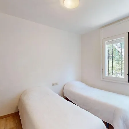Apartamento Sa Riera Begur, 200 M Walk To Sa Riera